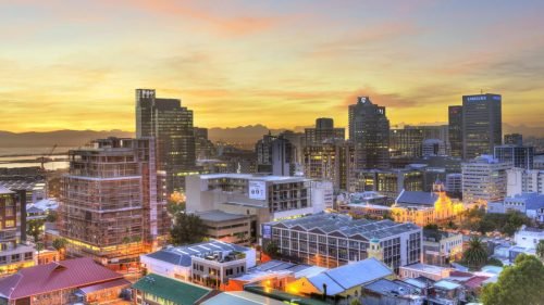 Sunrise over Cape Town, captured on half day photo tour